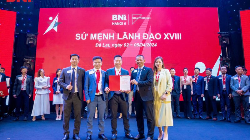 Bác Sĩ Nguyễn Quang Hòa – Người Tiên Phong Kết Hợp Đông Tây Y Trong Điều Trị